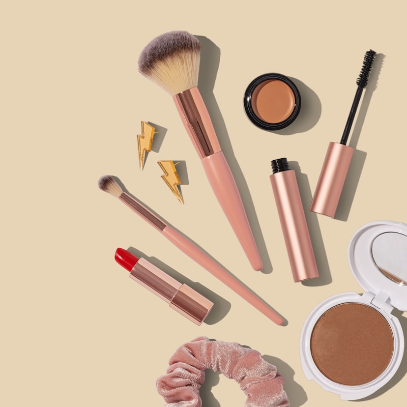 Summer Fridays Style Lip Gloss - Glossy Plumping Formula